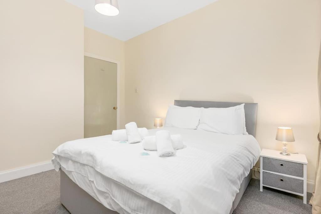 Two Bedroom Apartment-Central Edinburgh-Old Town-Licensed Zewnętrze zdjęcie